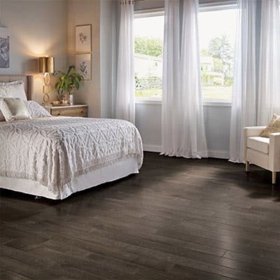Hardwood Floor Samples 10 Hardwood flooring in bedroom