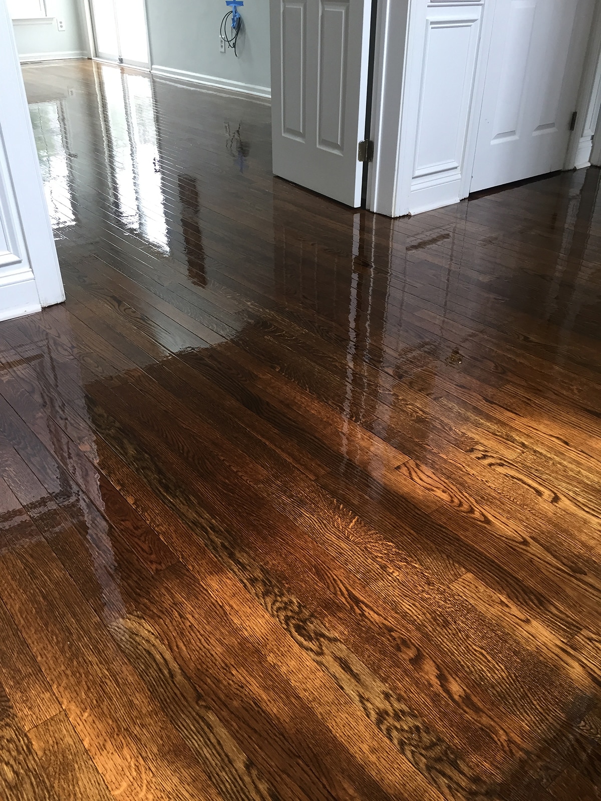 IMG_3606fin Brand new shining hardwood flooring